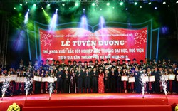 Tuyên dương 86 thủ khoa xuất sắc các trường đại học năm 2019