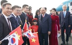 Những hình ảnh đầu tiên của Thủ tướng Nguyễn Xuân Phúc tại Hàn Quốc