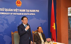 Phó Thủ tướng Vương Đình Huệ thăm Sứ quán Việt Nam tại Nam Phi
