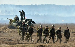Nga - Ukraine trước cơ hội đột phá xung đột miền Đông