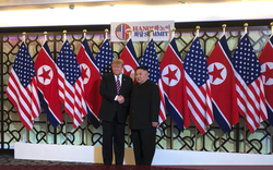 Lý do nào khiến hai nhà lãnh đạo Trump- Kim không thể nói chuyện bên hồ bơi khách sạn Metropole?