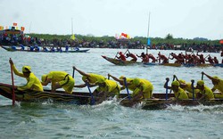 Lễ hội đua thuyền vùng sông nước ở Quảng Ngãi