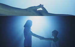 Cát Phượng lấy nước mắt người xem với MV OST “Mẹ ơi”