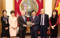 Bộ trưởng Nguyễn Ngọc Thiện tiếp  tỉ phú Jean Todt -  Chủ tịch Liên đoàn Ô tô Quốc tế