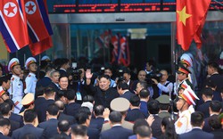 Clip Chủ tịch Triều Tiên Kim Jong-un lên tàu hoả rời Việt Nam