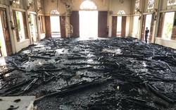 Video, ảnh: Hiện trường vụ cháy nhà thờ Công giáo thiệt hại hàng tỷ đồng
