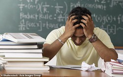 21 học sinh Ấn Độ tự tử vì thi trượt 