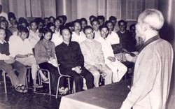 Chủ tịch Hồ Chí Minh với vấn đề đạo đức cách mạng
