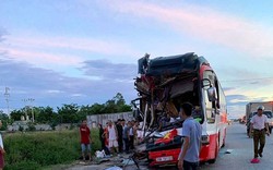 Nghệ An: Xe khách chở 50 người tai nạn trên quốc lộ 1A, 14 người thương vong
