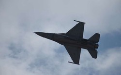 Mỹ dấn tới thương vụ F-16 với Đài Loan: Trung Quốc không để yên