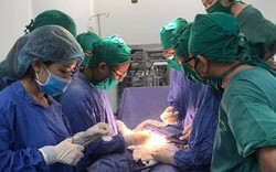 Phẫu thuật thành công cho một bệnh nhân có vòng tránh thai lạc chỗ trong bàng quang