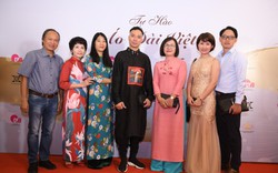 Học trò NTK Đỗ Trịnh Hoài Nam tỏa sáng trong đêm “Tự hào áo dài Việt”