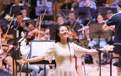 “Dàn soái ca” vây quanh Sao Mai Phạm Thùy Dung tập luyện cho live concert “Trăng Hát”