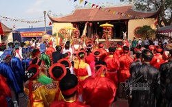 Bắc Ninh: 4 năm không thực hành nghi lễ chém lợn trong lễ hội làng Ném Thượng