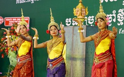 TP. Hồ Chí Minh thi hành pháp luật về công tác bảo tồn và phát huy di sản văn hóa phi vật thể của đồng bào dân tộc thiểu số 