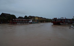 Tin lũ khẩn cấp trên sông Vu Gia, cảnh báo lũ quét, sạt lở đất và ngập úng từ Hà Tĩnh đến Bình Định