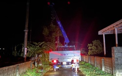 Quảng Bình: Trắng đêm khắc phục lưới điện