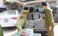 Ngăn chặn 6.550 túi chân gà tẩm ướp gia vị cùng 950 lon bia Liquan nhập lậu
