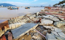 Đà Nẵng: Vỉa hè và kè đường Như Nguyệt bị hư hại nặng sau bão Molave