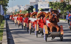 Diễu hành xích lô du lịch quảng bá Lễ hội 