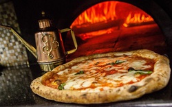 Nghệ thuật làm bánh pizza ở Italy truyền cảm hứng ẩm thực cho người Nhật Bản