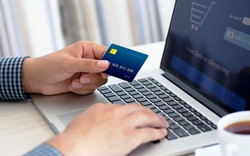 Khách hàng sẽ được giảm phí giao dịch ngân hàng online