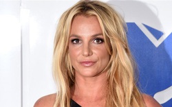 Britney Spears bị gãy chân khi đang khiêu vũ