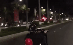 Cảnh sát bắt “quái xế” bốc đầu xe trên cầu Rồng và các tuyến phố ở Đà Nẵng