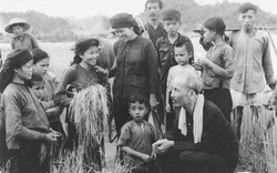 Chăm lo đời sống nhân dân theo tư tưởng Hồ Chí Minh trong giai đoạn hiện nay