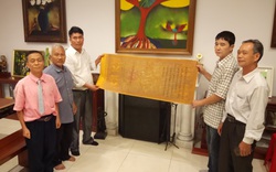 Nhóm Nhân sĩ Hà Đông trao lại 15 đạo sắc phong cho Hà Nam