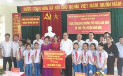 Bí thư Thành ủy TP.HCM Nguyễn Thiện Nhân thăm ngôi trường mang tên đặc biệt