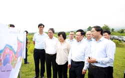 Phó Thủ tướng Phạm Binh Minh thị sát khu vực biên giới tại Lào Cai
