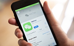 Hậu cấm WeChat, Mỹ tìm cách trấn an Apple?