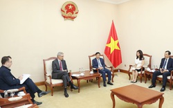 Bộ trưởng Nguyễn Ngọc Thiện tiếp Đại sứ Cộng hòa Pháp tại Việt Nam