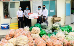 Trao tặng 10 tấn rau củ quả tiếp sức cho Đà Nẵng chống dịch Covid-19