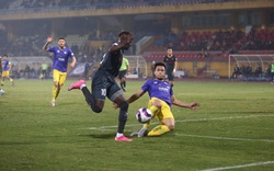 Vòng 2 V-League 2021: Hà Nội FC ngụp lặn cuối bảng