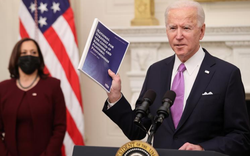 Chính quyền ông Biden hối thúc gói giải cứu kinh tế lớn đối phó dịch bệnh