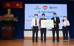 Tập đoàn Hưng Thịnh trao tặng hệ thống máy xét nghiệm tự động trị giá gần 5,3 tỷ đồng cho Trung tâm Kiểm soát bệnh tật TP.HCM