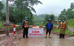 Quảng Trị: Hàng vạn học sinh vùng thấp trũng phải nghỉ học do mưa lũ