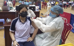 Đà Nẵng bắt đầu tiêm vaccine phòng Covid-19 cho hơn 34.000 học sinh lớp 8 và lớp 9