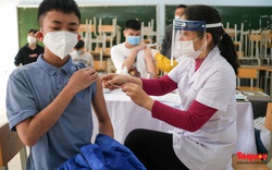 Ghi nhận trong ngày đầu Hà Nội triển khai tiêm vắc xin cho trẻ em 