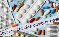 Thủ tướng giao Bộ Y tế hướng dẫn người dân về thuốc điều trị COVID-19