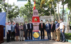 Ủy ban về Người Việt Nam ở nước ngoài TP HCM khánh thành Mô hình Cột mốc chủ quyền biển đảo Trường Sa
