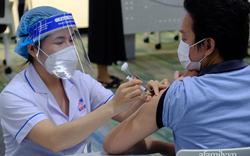 Thủ tướng yêu cầu tạo mọi điều kiện thuận lợi để sản xuất vaccine trong nước sớm nhất