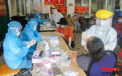 Thừa Thiên Huế tổ chức lấy mẫu xét nghiệm sàng lọc COVID-19 vùng trọng điểm trên toàn tỉnh