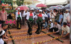 Dừng tổ chức Ngày hội văn hóa các dân tộc Mộc Châu