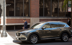 Khách hàng mua xe Mazda trong tháng 8 được hỗ trợ đến 120 triệu đồng