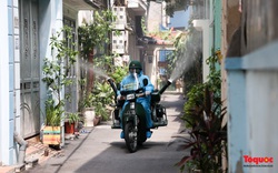 Hà Nội: Chế tạo xe máy phun khử khuẩn lưu động tại các ngõ nhỏ