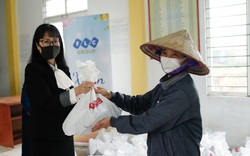 Tập đoàn FLC trao tặng hàng ngàn suất quà Tết tại Vĩnh Thịnh