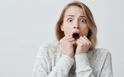 Tại sao chúng ta có phản ứng 'đông cứng' người, đứng chôn chân tại chỗ khi gặp nguy hiểm?